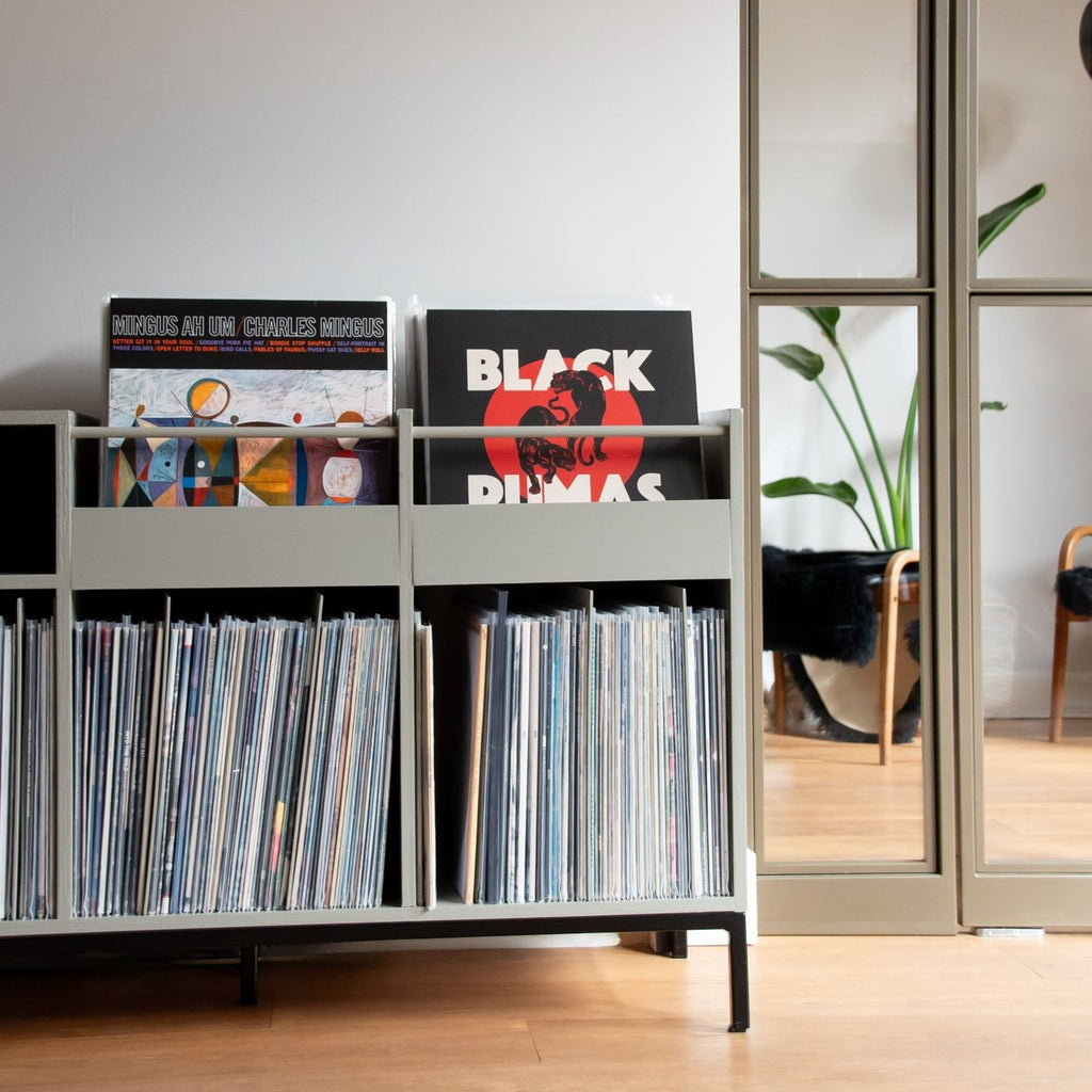 Individueller Zuschnittplan für ein selbstgebautes Schallplattencabinett