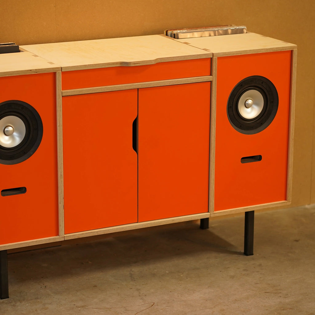 Plyphonic Model B Audiomöbel
