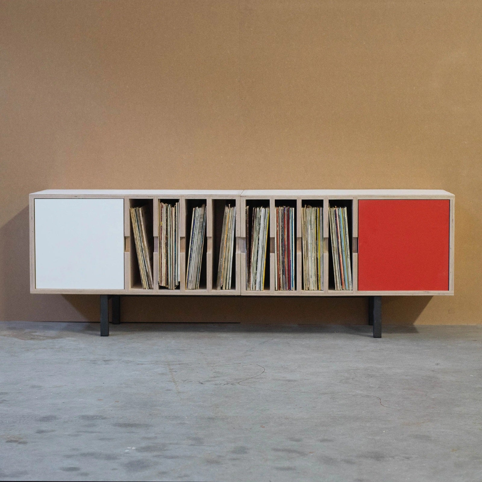 Plyphonic Model H Plattenschrank